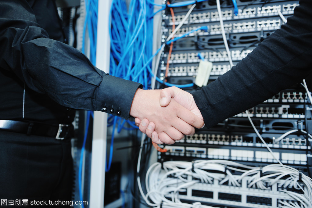 網絡服務器室工程師 網絡工程的核心守護者